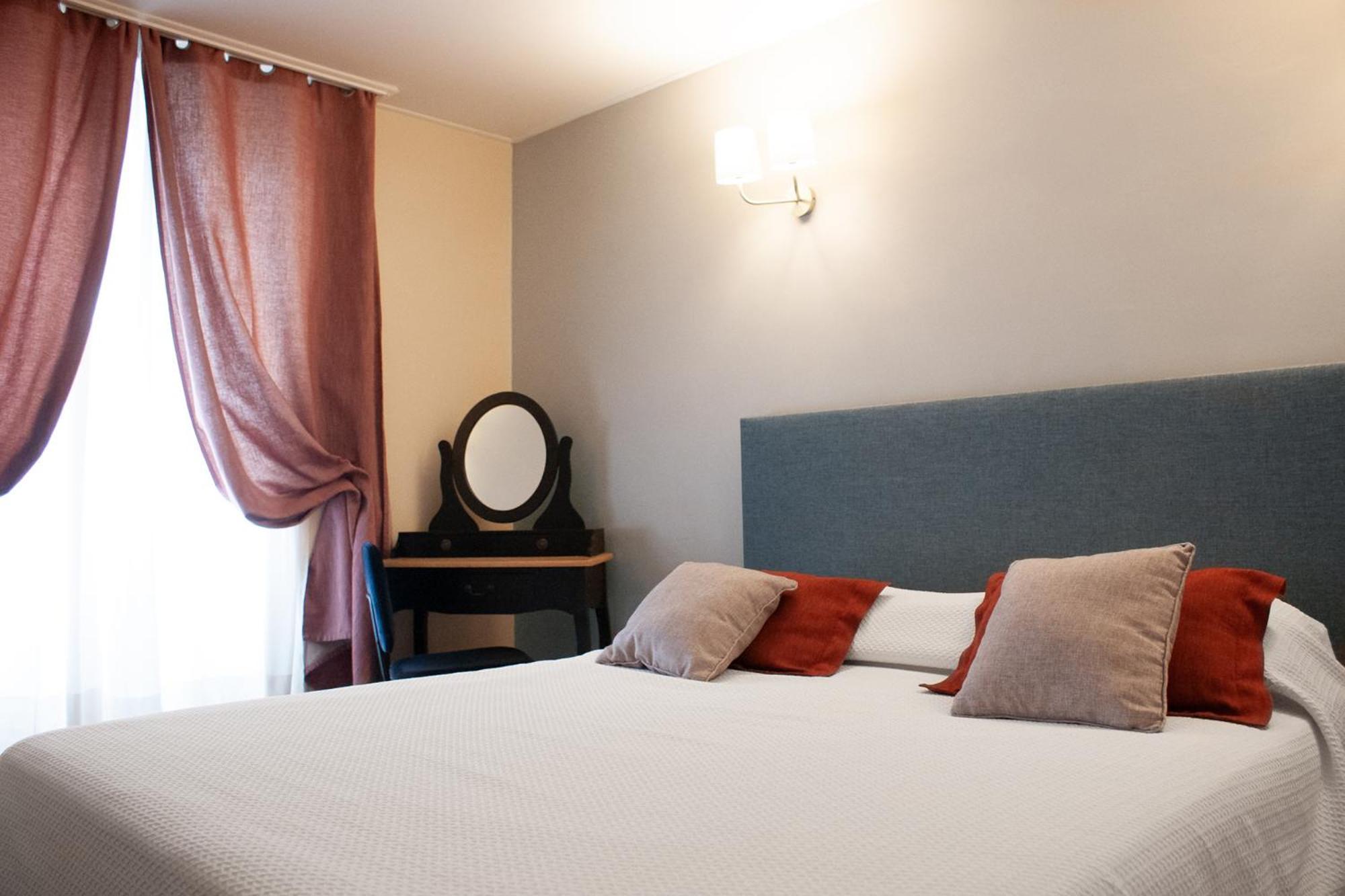 Hotel Du Mont Blanc 2*
