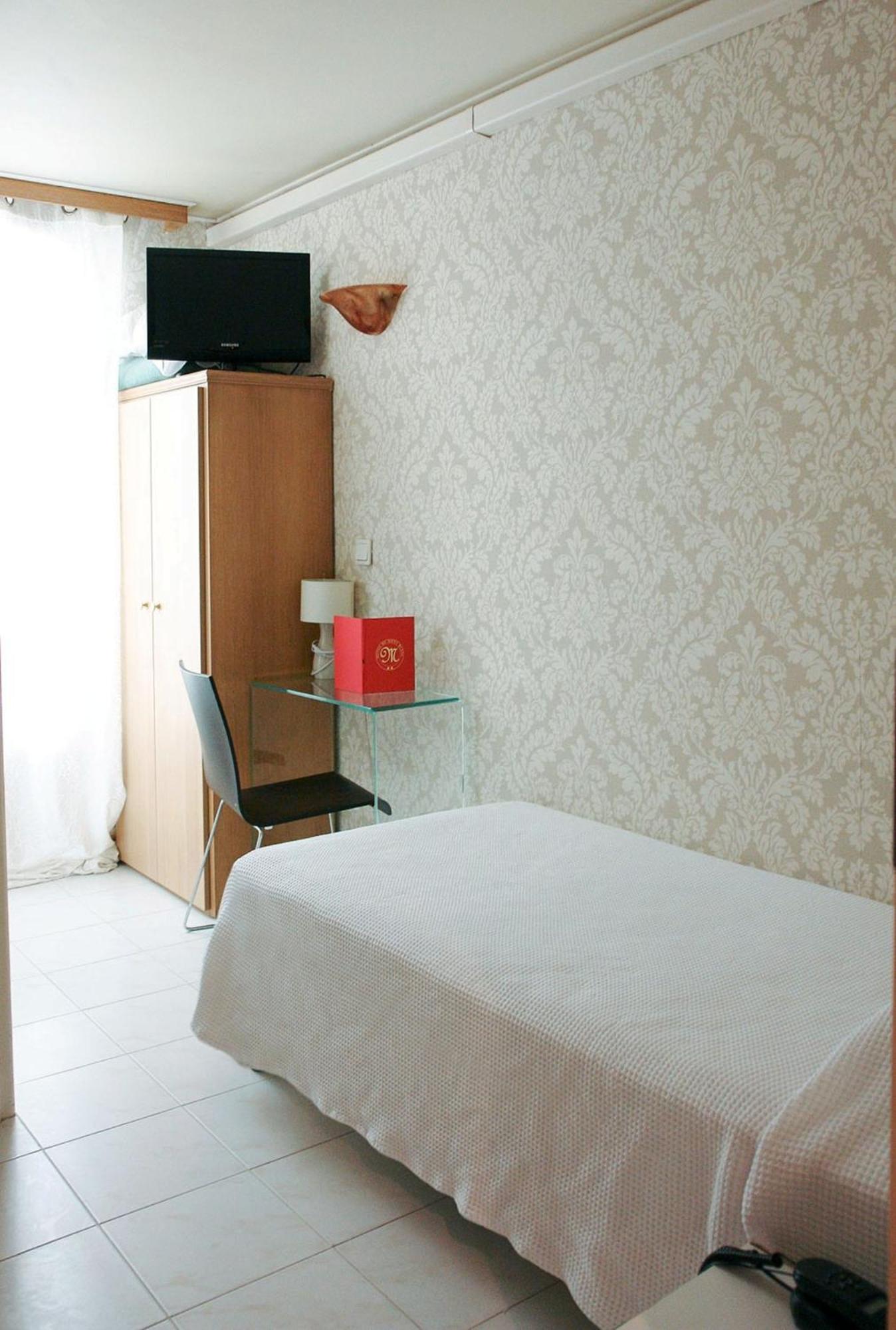 Du Mont Blanc Hotel París